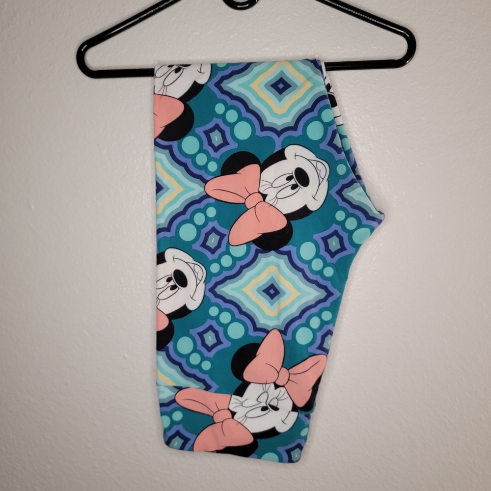 Plus size tall and curvy lularoe Minnie Mouse leggings geometric pattern soft